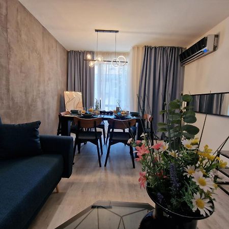 Marsselis Luxe Port Apartment Várna Kültér fotó
