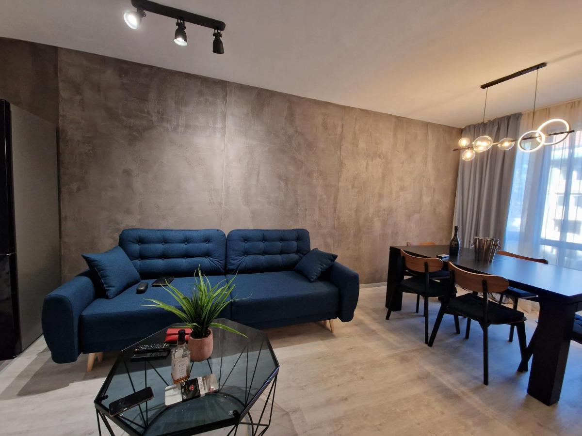 Marsselis Luxe Port Apartment Várna Kültér fotó